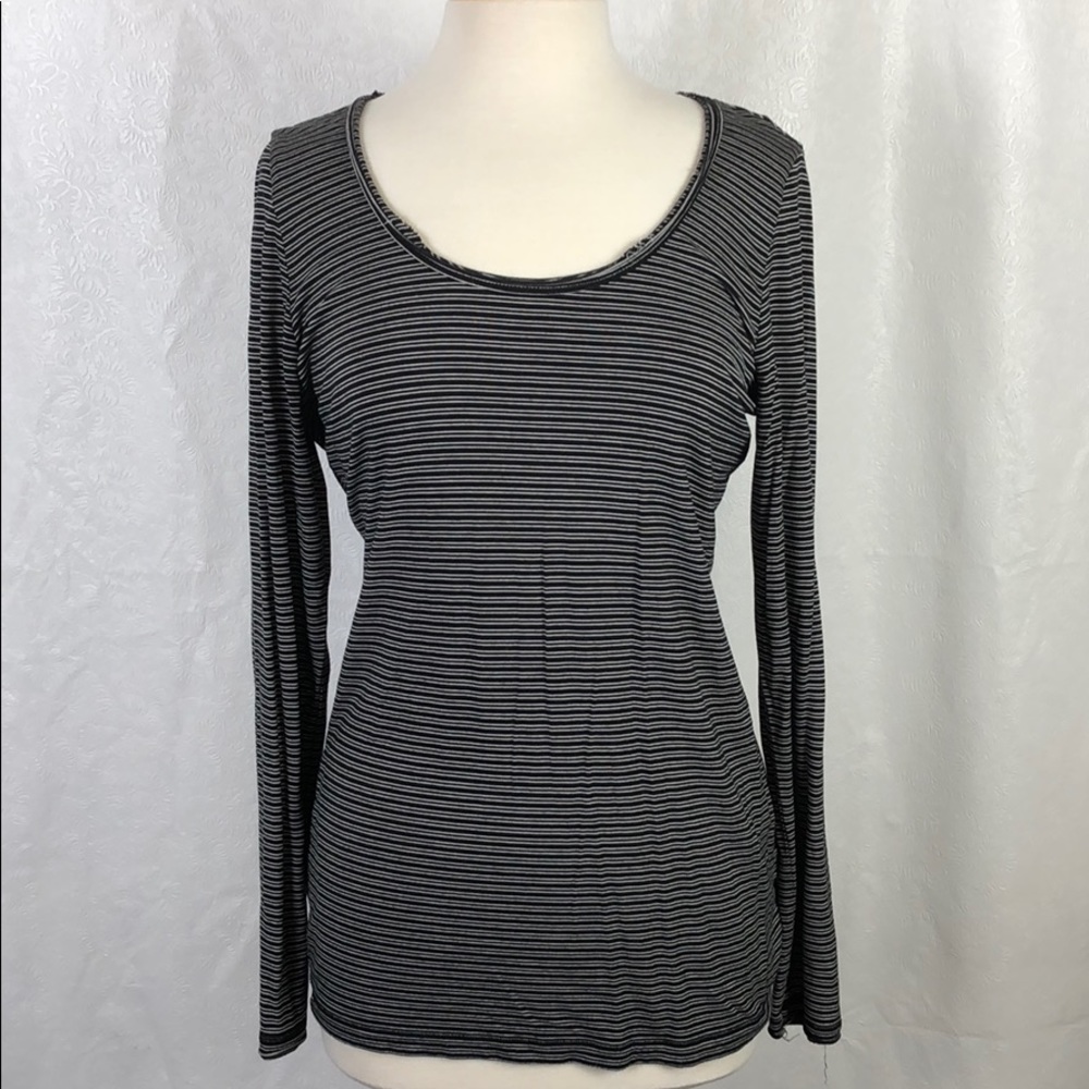 JOAN VASS STRIPED LONG SLEEVE TOP SZ L